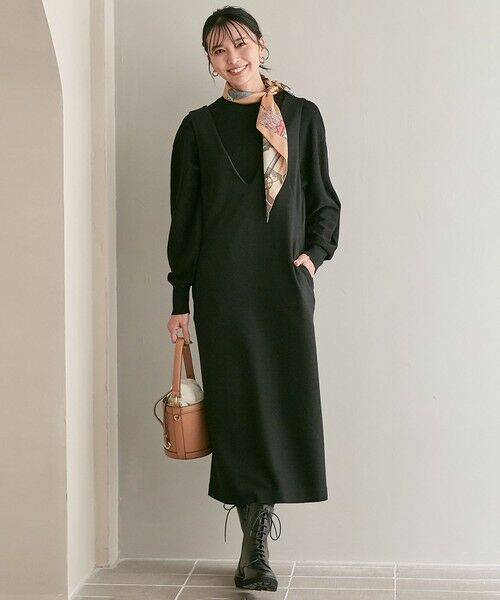 セール】 【WEB限定カラーあり】ウール圧縮スムース Vネック