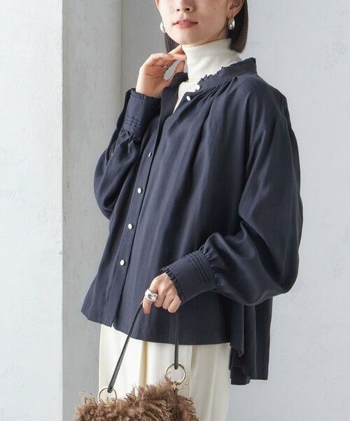 セール】 〈手洗い可能〉フリル ネック フロント ギャザー ブラウス