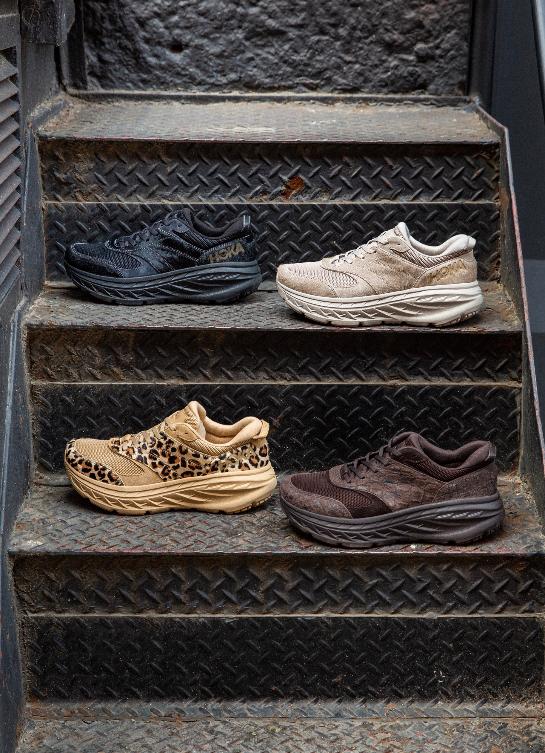 ホカ オネオネ」×「エンジニアド ガーメンツ」 新作スニーカー誕生