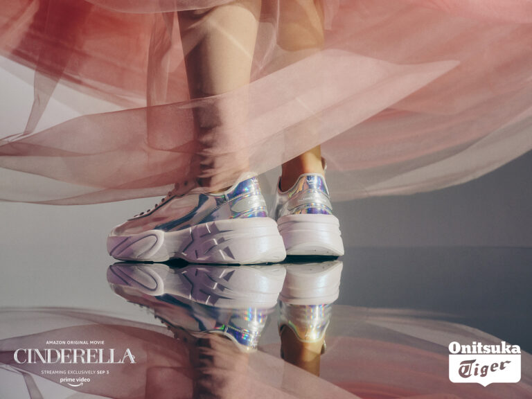 オニツカタイガー」が「ストリートファイター6」とのコラボスニーカー