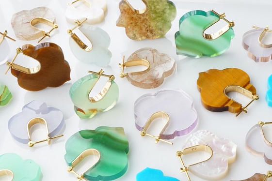 おしゃれママが狙う「talkative（トーカティブ）」の神秘的ジュエリー