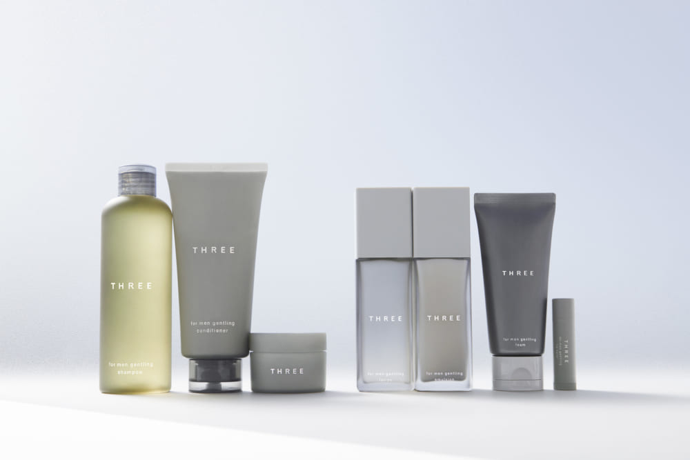 男性へのギフトに最適！「THREE」のメンズラインに注目！ | VERY