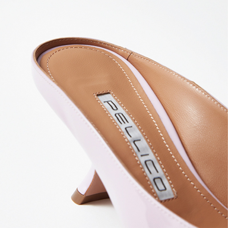 ちょいヒール”がトレンド回帰【春色ミュール】でオシャレに差をつける