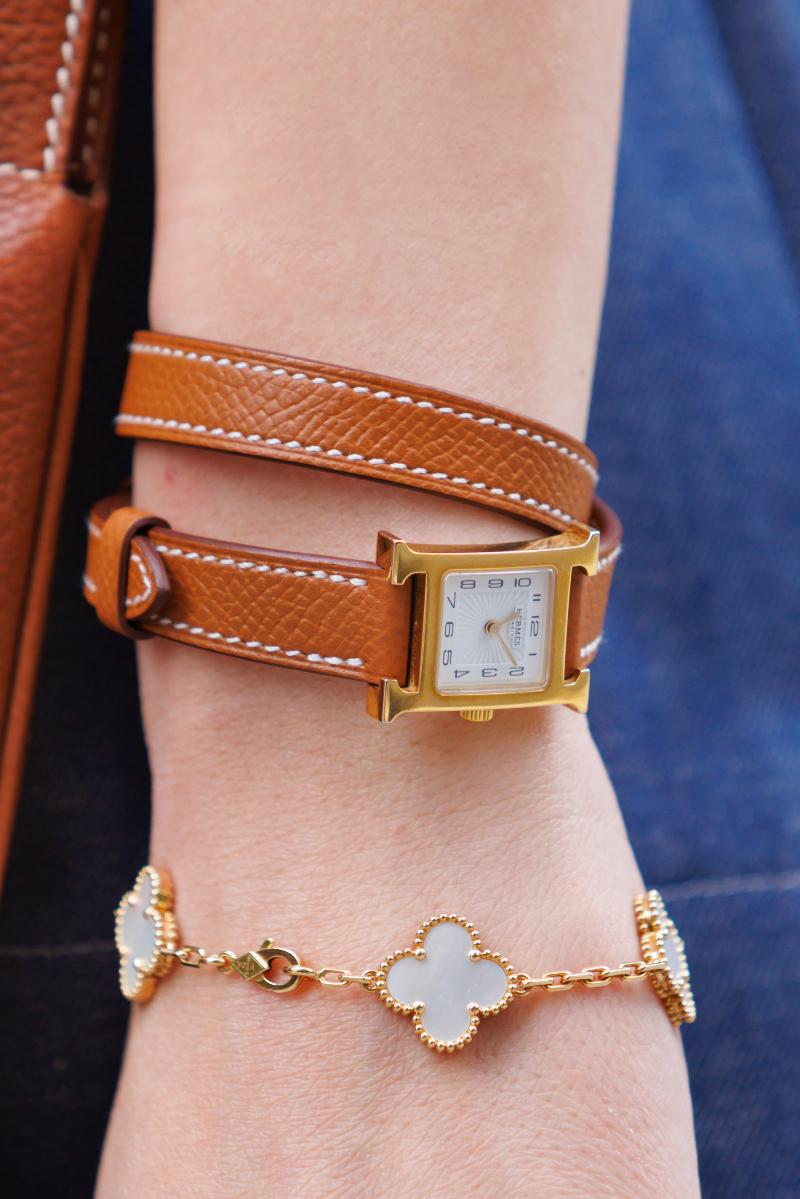 エルメス、カルティエ…「腕時計」は革ベルトが気分＜関西SNAP＞ | VERY