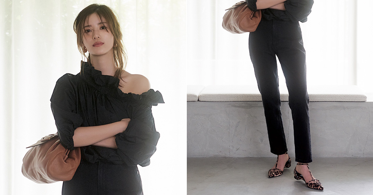 試着→即購入”ママ続出『デニムなのに黒パンツ感覚』の“美脚力”が