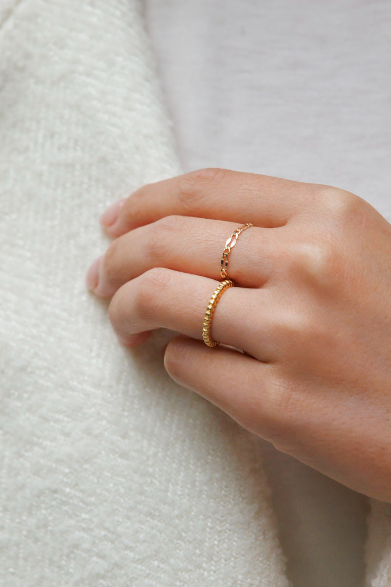 ヴァン クリーフ & アーペル「ペルレ」が重ね付け派に人気！〈関西SNAP