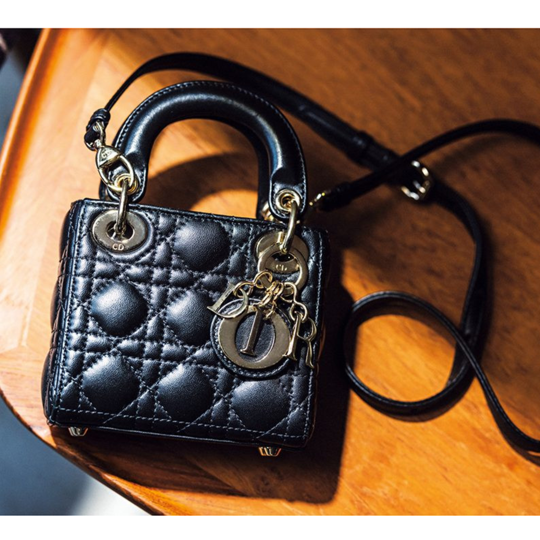 レディ ディオール」のバッグはミニサイズもおすすめ【ブランド名品