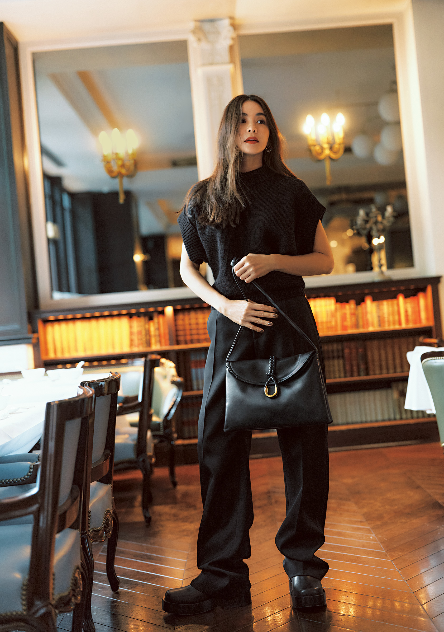 この秋冬もEveryday Bagは「ボッテガ・ヴェネタ」 | VERY NaVY