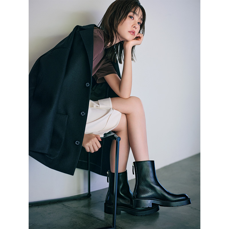 本命ブランドの【最新黒ブーツ5選】“5年後も活躍必至”な名品揃い！ | VERY