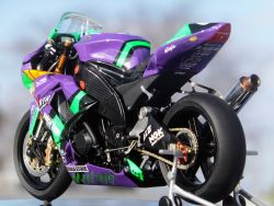 屋外撮影 フジミ 1/12 Kawasaki ZX-10R エヴァンゲリオンレーシング