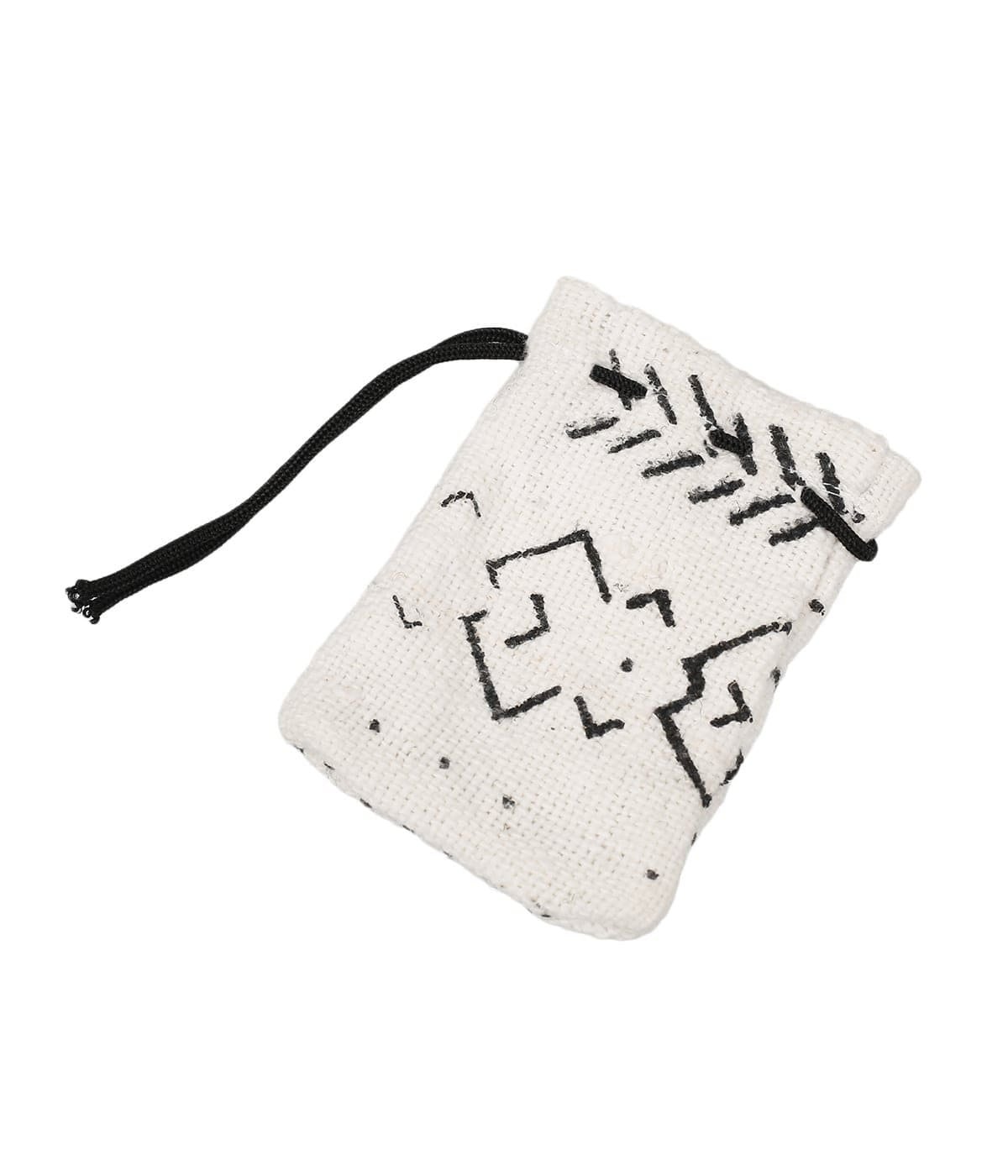 Ayour(アユール/月) | Adawat'n Tuareg(アダワットゥン トゥアレグ