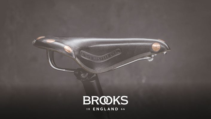 BROOKS C19 CARVEDC19 カーブド(穴あきモデル) - BROOKS ブルックス