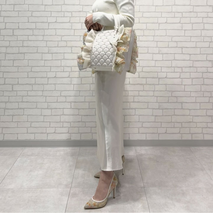 靴・バッグのダイアナ通販サイト ｜ IZ4739: バッグ 【dianashoes.com】