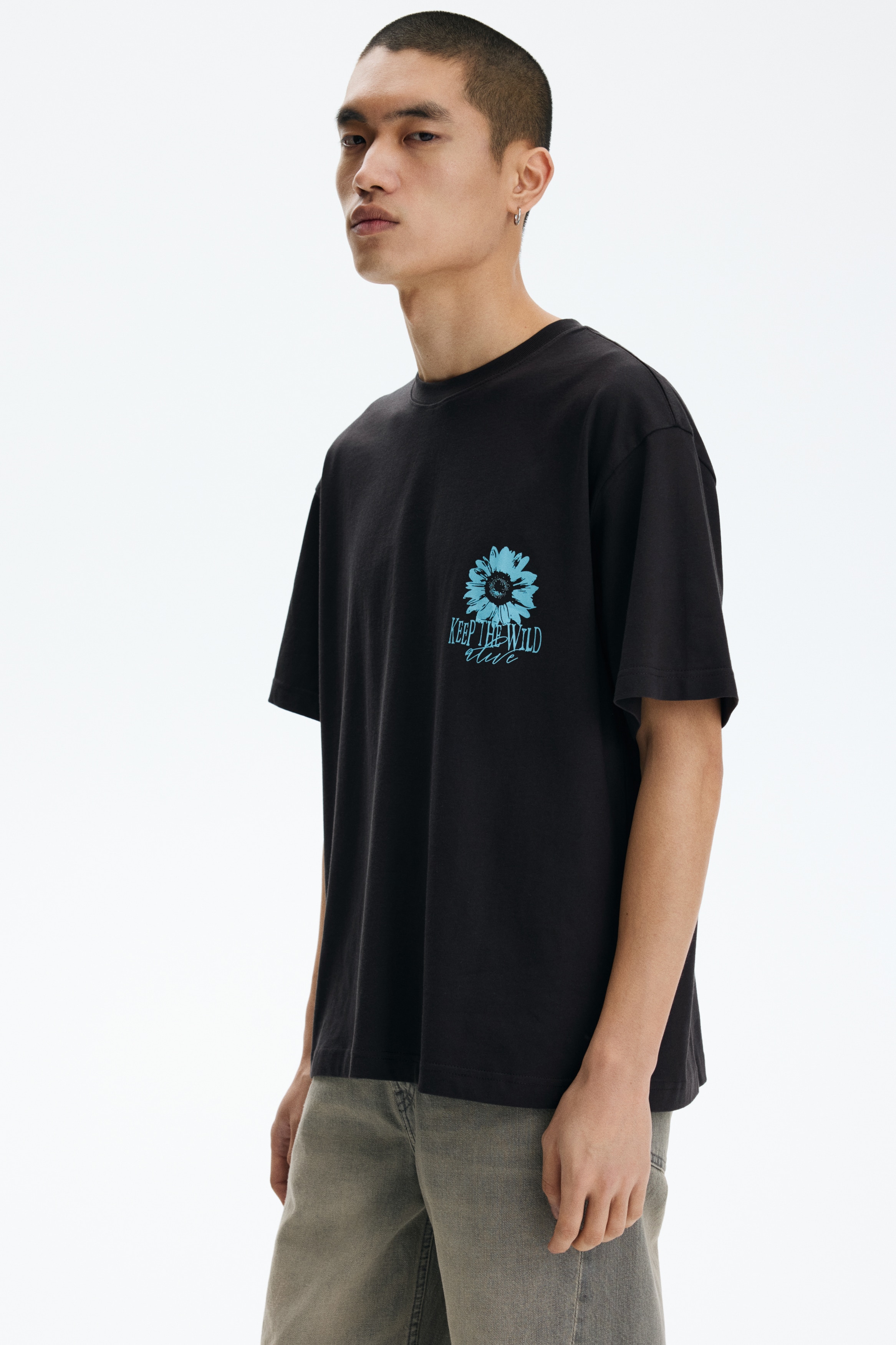 Loose Fit Printed T-shirt - Black/Keep the Wild - Men | H&M US