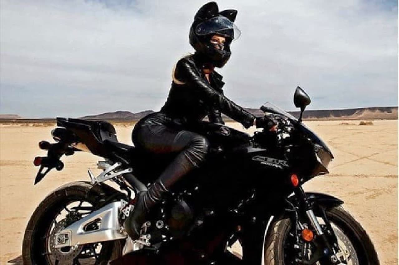 デュラララ!!」みたいなロシア製ネコ耳ヘルメット、日本でも発売