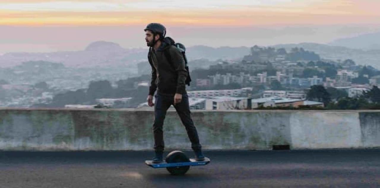 セグウェイみたいな電動スケートボードに最新モデル「ONEWHEEL+ XR