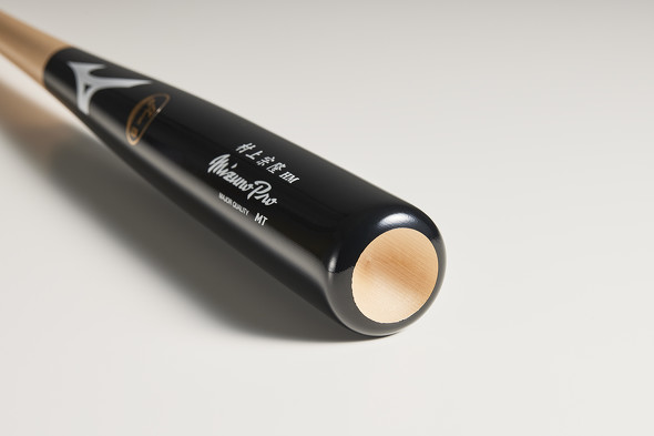 村上宗隆の三冠王獲得にミズノがコメント バット製作者「これからの