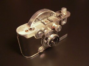 実動するハーフカメラの元祖「Univex Mercury II」：-コデラ的-Slow