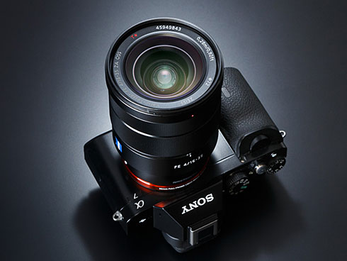 飛び出るような立体感と臨場感を表現――ソニー「Vario-Tessar T* FE 16