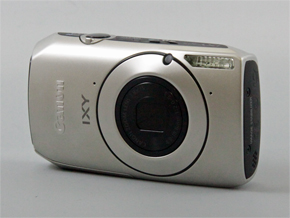 IXY初のF2.0レンズ＆裏面CMOSセンサー搭載、「IXY 30S」を楽しむ（1/3