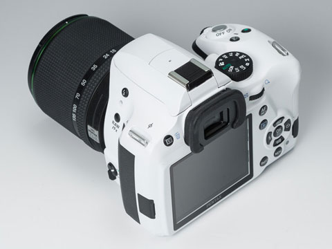 出し惜しみなし、贅沢すぎるエントリー向け一眼レフ――リコー「PENTAX K