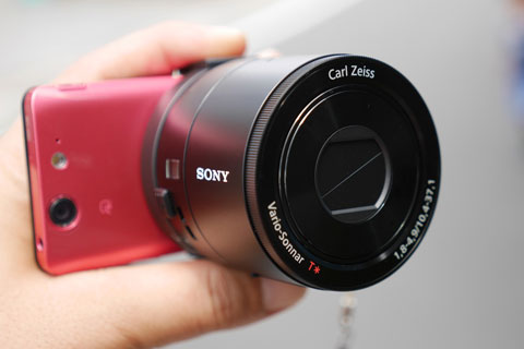 レンズだけカメラ「DSC-QX100」「DSC-QX10」徹底解剖（後編）（1/3