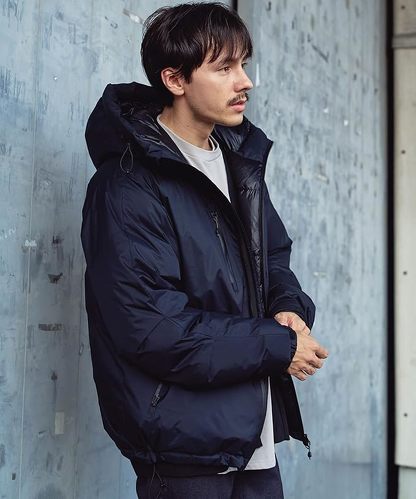 着回し力抜群の「黒ダウンジャケット」おすすめ3選 主役アウターはこれ