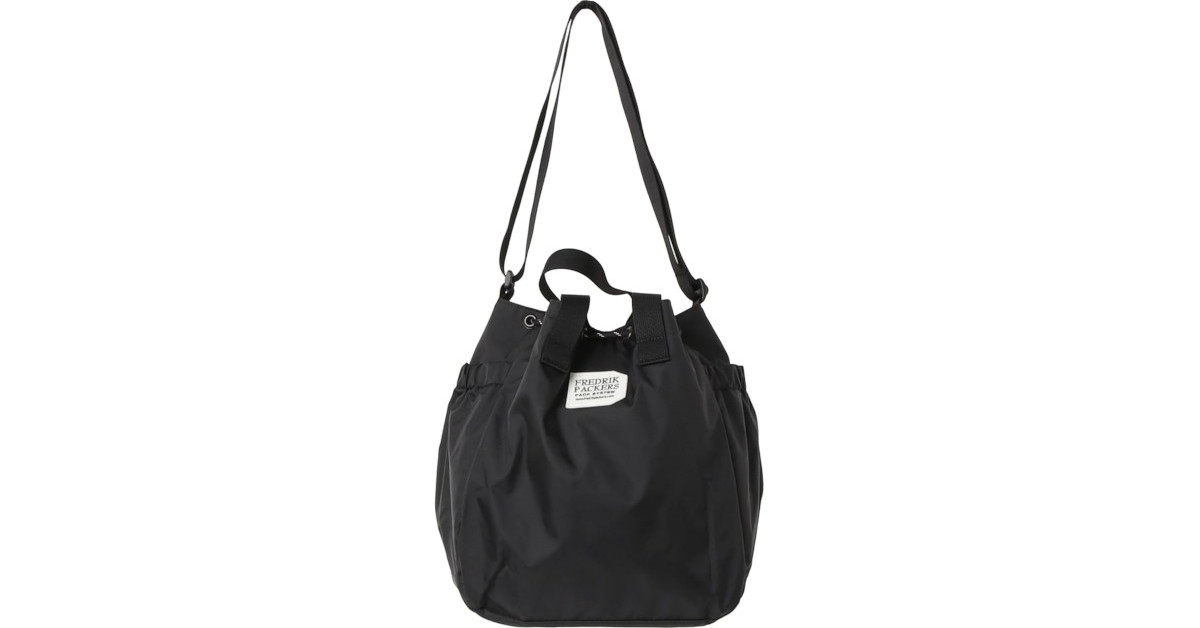 人と被りにくい「巾着型の黒ショルダーバッグ」おすすめ3選【2024年11