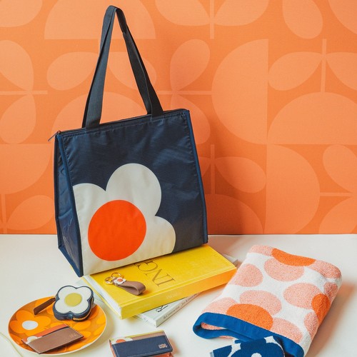 付録】オーラ・カイリーの花柄がカワイイ「保冷バッグ」が登場