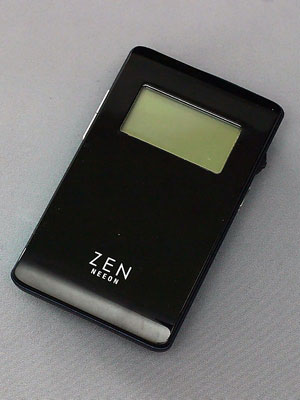 シンプルに聴き、オシャレに着飾る――クリエイティブ「Zen Neeon