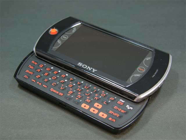 くすぐる”仕掛け満載、mylo「COM-2」：レビュー（1/4 ページ