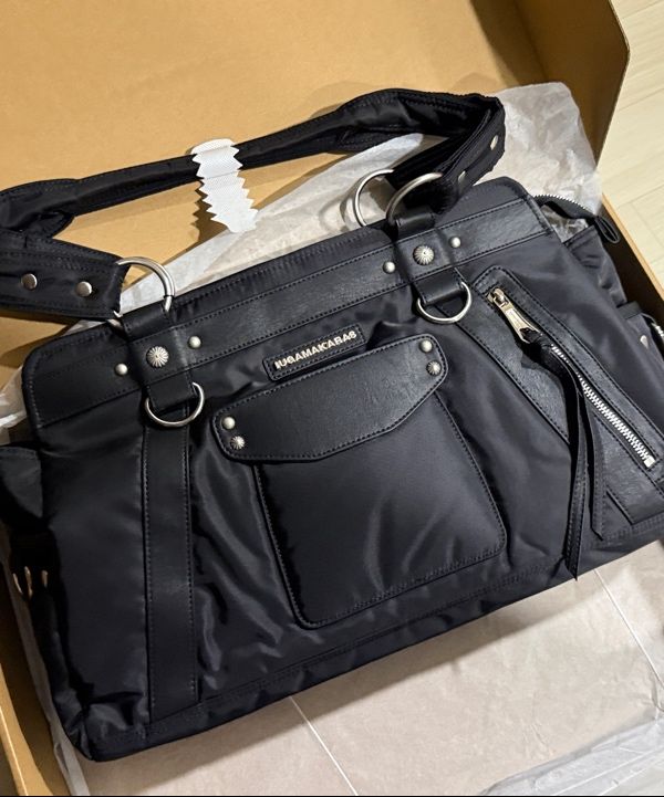 MUSINSA公式 | IUGAMAKARAS Studded Nylon Shoulder Bag (Black)