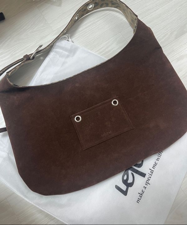 MUSINSA公式 | LETERIE BUCKLE REVERSIBLE SHOULDER BAG_7COLOR