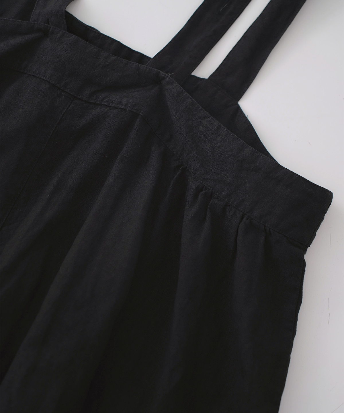 ブラックリネンワイドサロペット｜nest Robe / CONFECT ONLINE SHOP