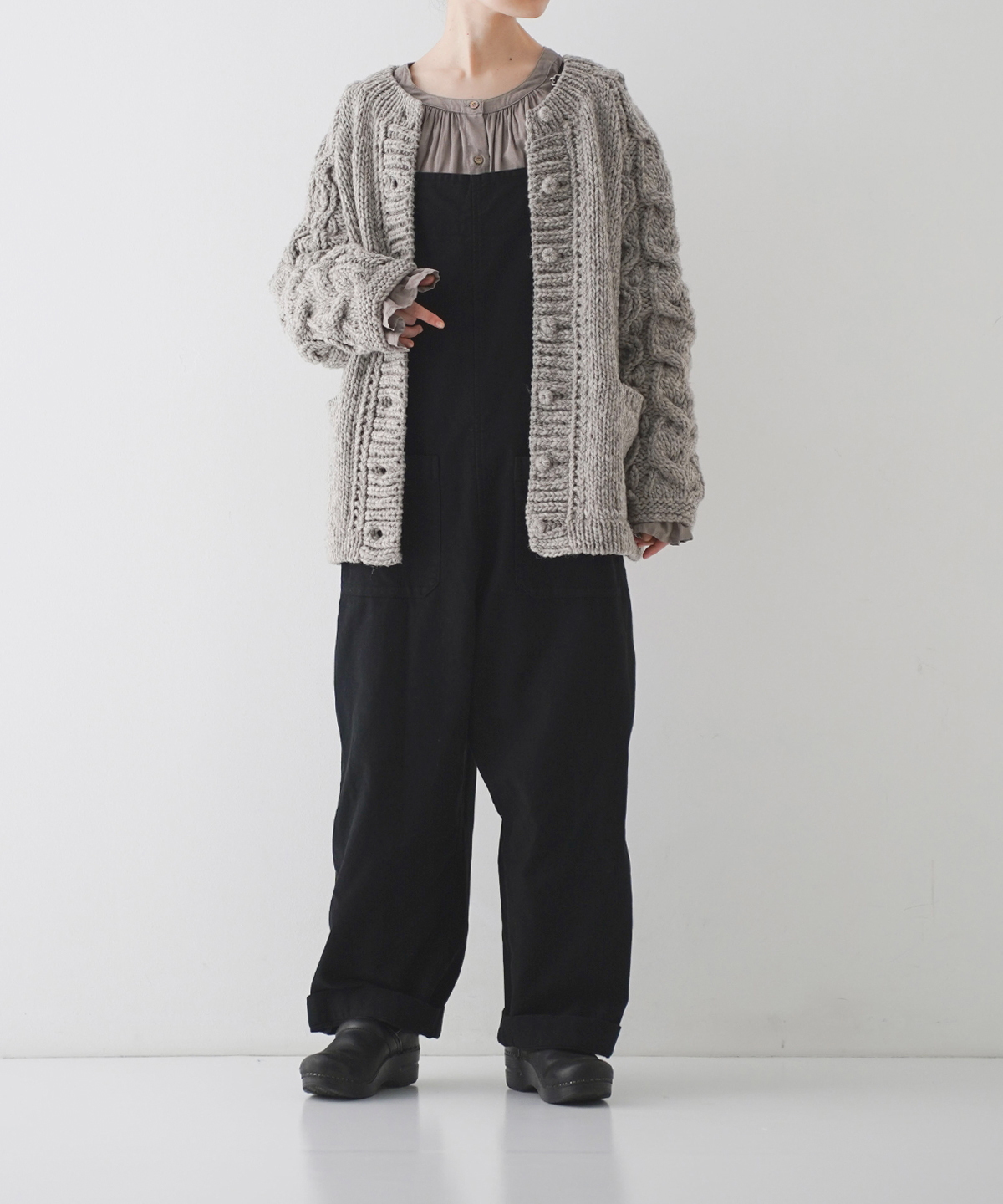 ペルーケーブルスリーブニットカーディガン｜nest Robe / CONFECT