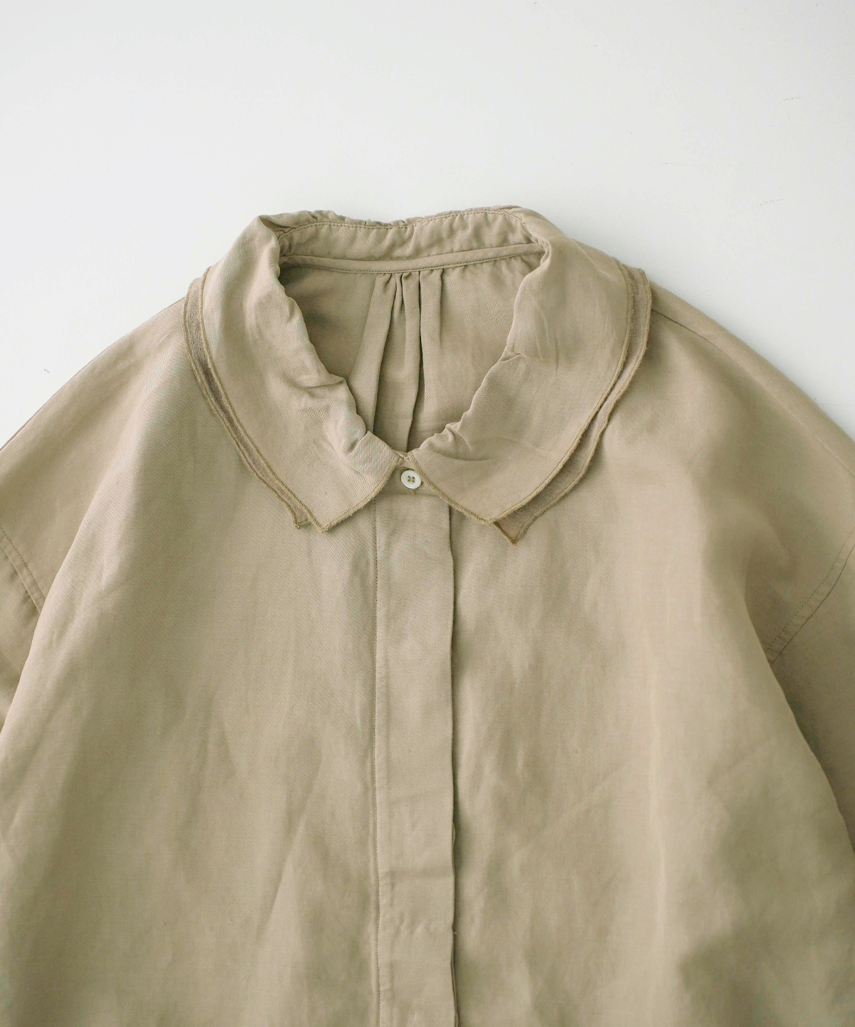 コットンリネンツイルダブルカラーシャツ｜nest Robe / CONFECT ONLINE