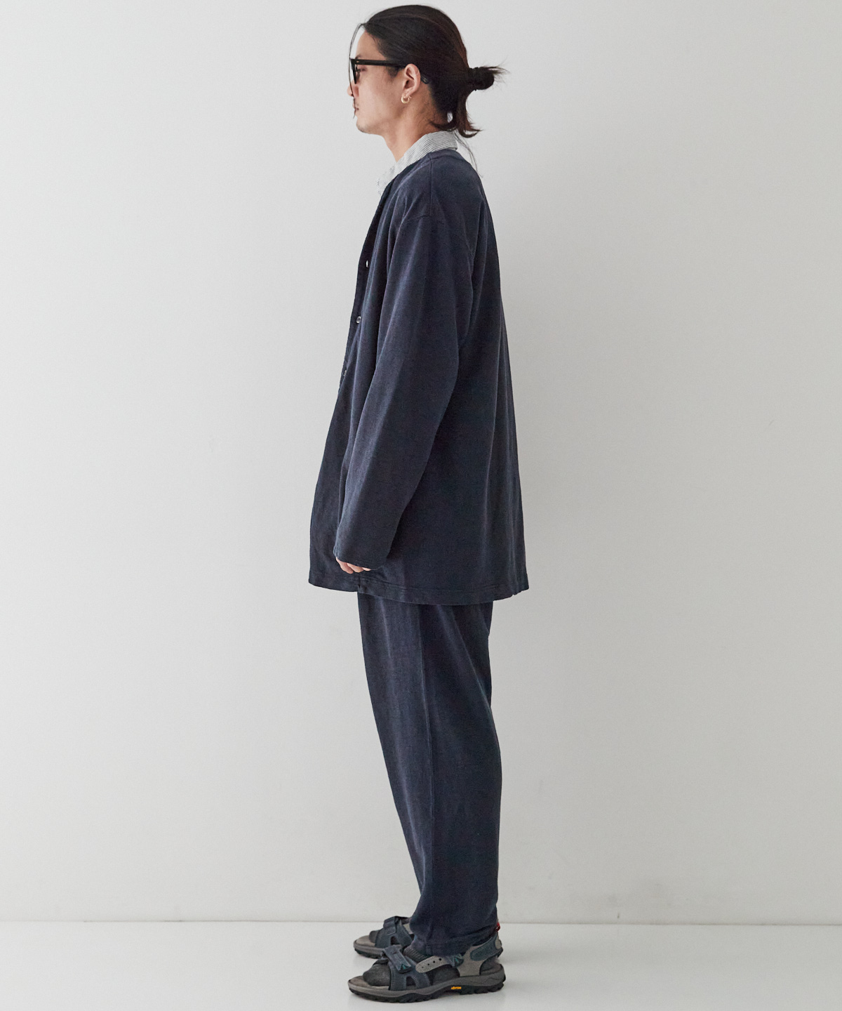 リネンインレー キーネック シャツカーディガン｜nest Robe / CONFECT