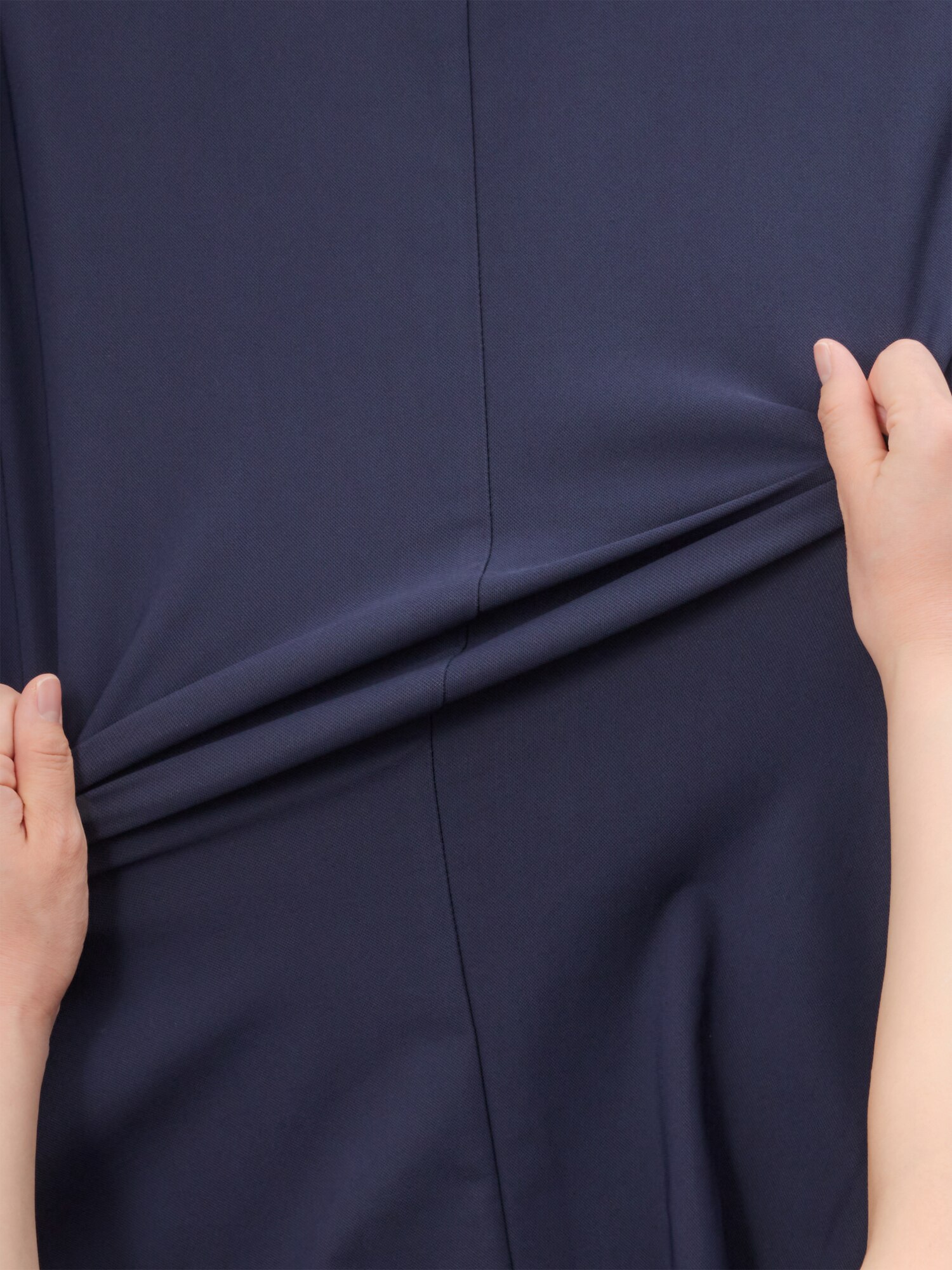 PLST(プラステ)公式 | 2025年春モデル ハイストレッチトリコットミドルジレ