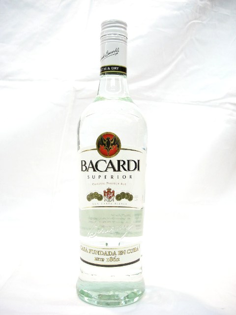 バカルディ ホワイト（スペリオール） 正規 | 世界の酒リカーズマスター