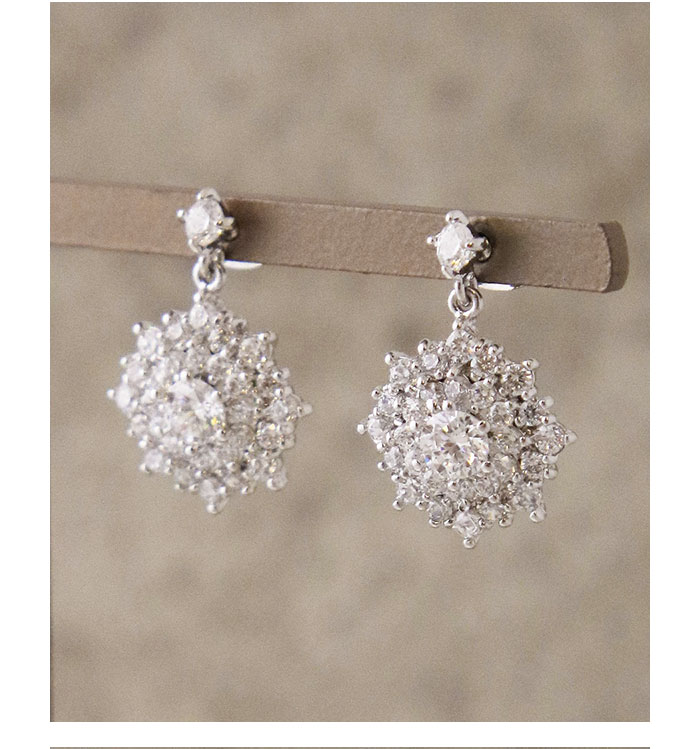 キュービックジルコニアフラワーモチーフピアス・イヤリング P5241