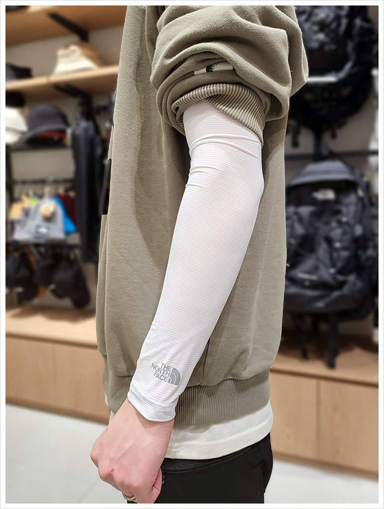 楽天市場】☆送料無料☆THE NORTH FACE☆HYBRID WRISTLET NA5AP03