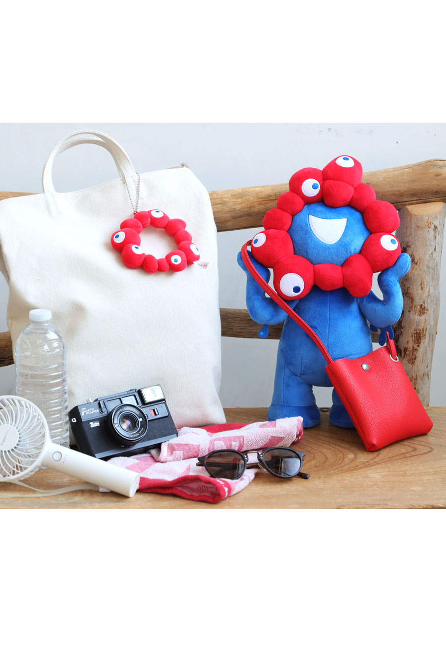 ミャクミャク ぬいぐるみ Mサイズ EXPO2025 送料無料・再入荷 メール便