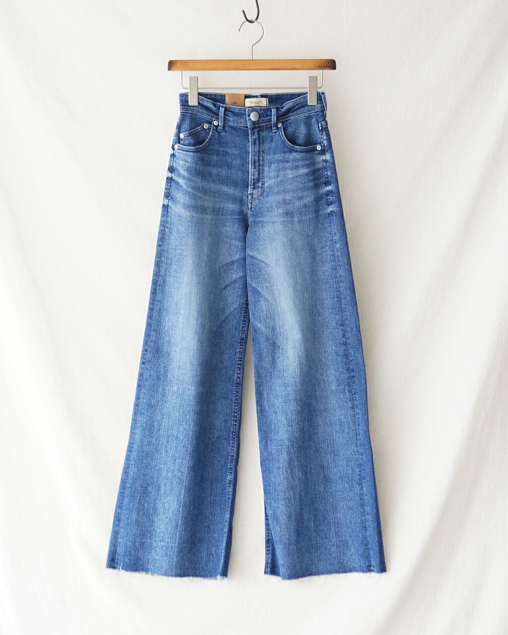 YANUK（ヤヌーク） ワイドフレアCVL ヴィンテージ風加工 デニム パンツ