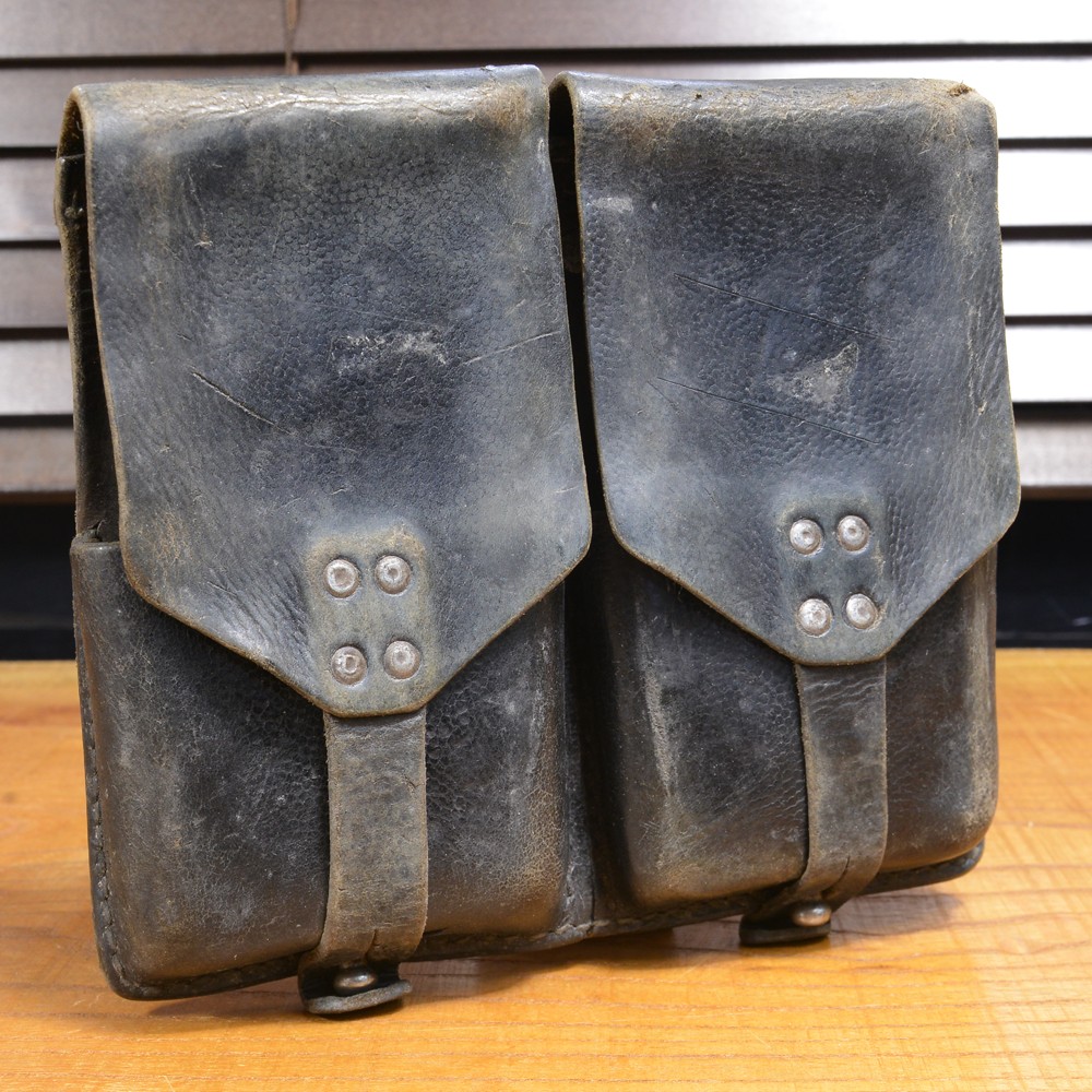 楽天市場】オーストリア軍放出品 ダブルマガジンポーチ レザー製 StG58