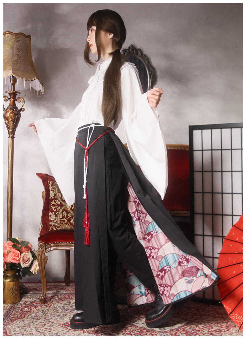 男装の麗人 秘めたる和柄ラップスカート付きパンツ ｜ Favorite