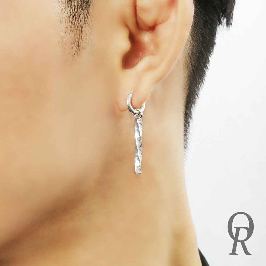 Quiet Room ツイスト ピアス 1P 片耳用 シルバー シンプル バー 棒