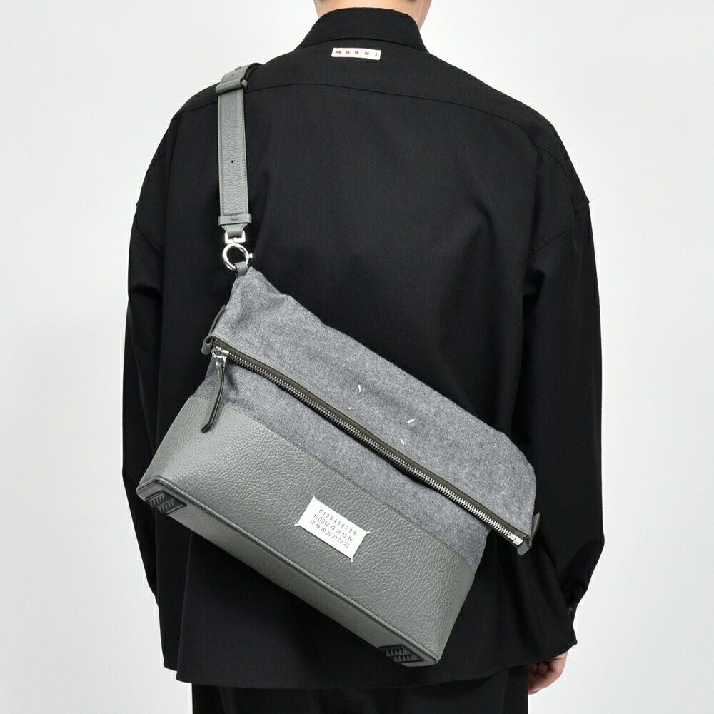 Maison Margiela（メゾン マルジェラ)5AC ミディアムホーボーバッグ