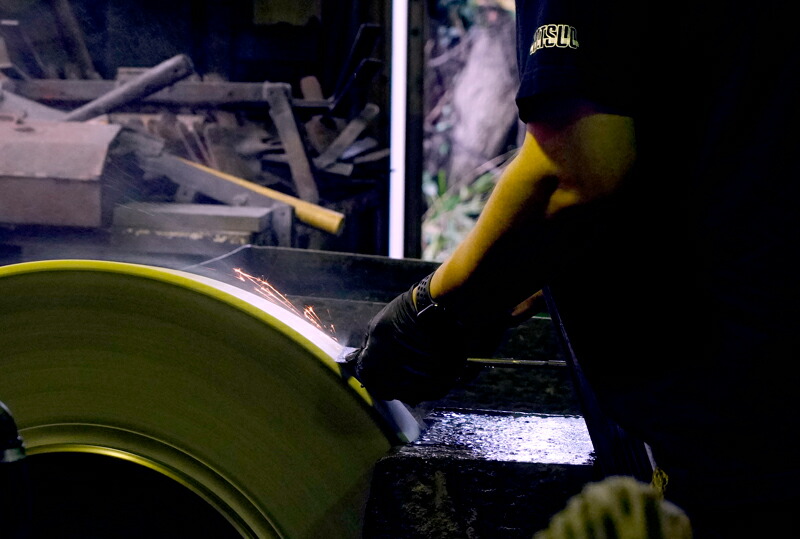 楽天市場】三共式 自動押切機 300mm 特殊刃物鋼 日本製（松尾刃物 押切