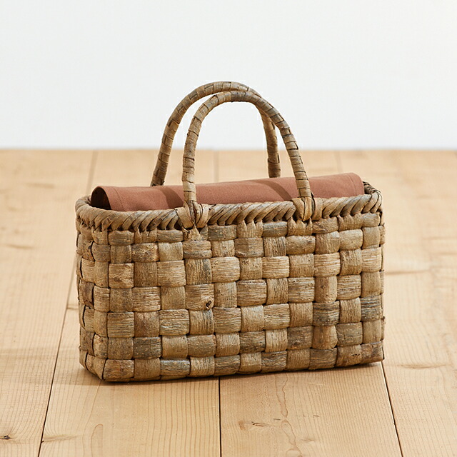 太ひごのくるみ籠(国産材/表皮/市松編み/横長/中サイズ/柿渋染ふた・内