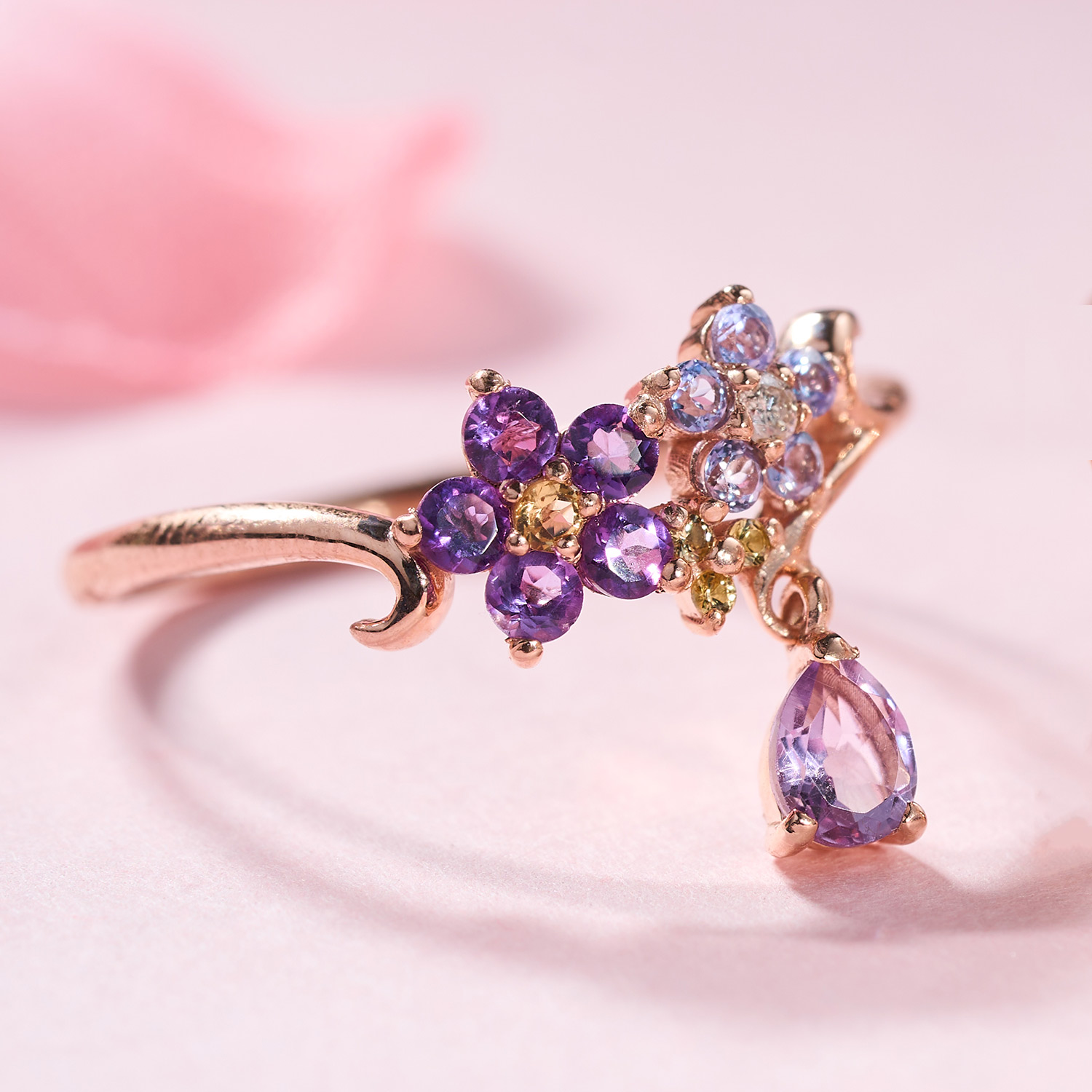 楽天市場】【最短当日出荷】すみれの花モチーフ マルチカラージュエル